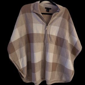 Tahari Beige Knit Sweater